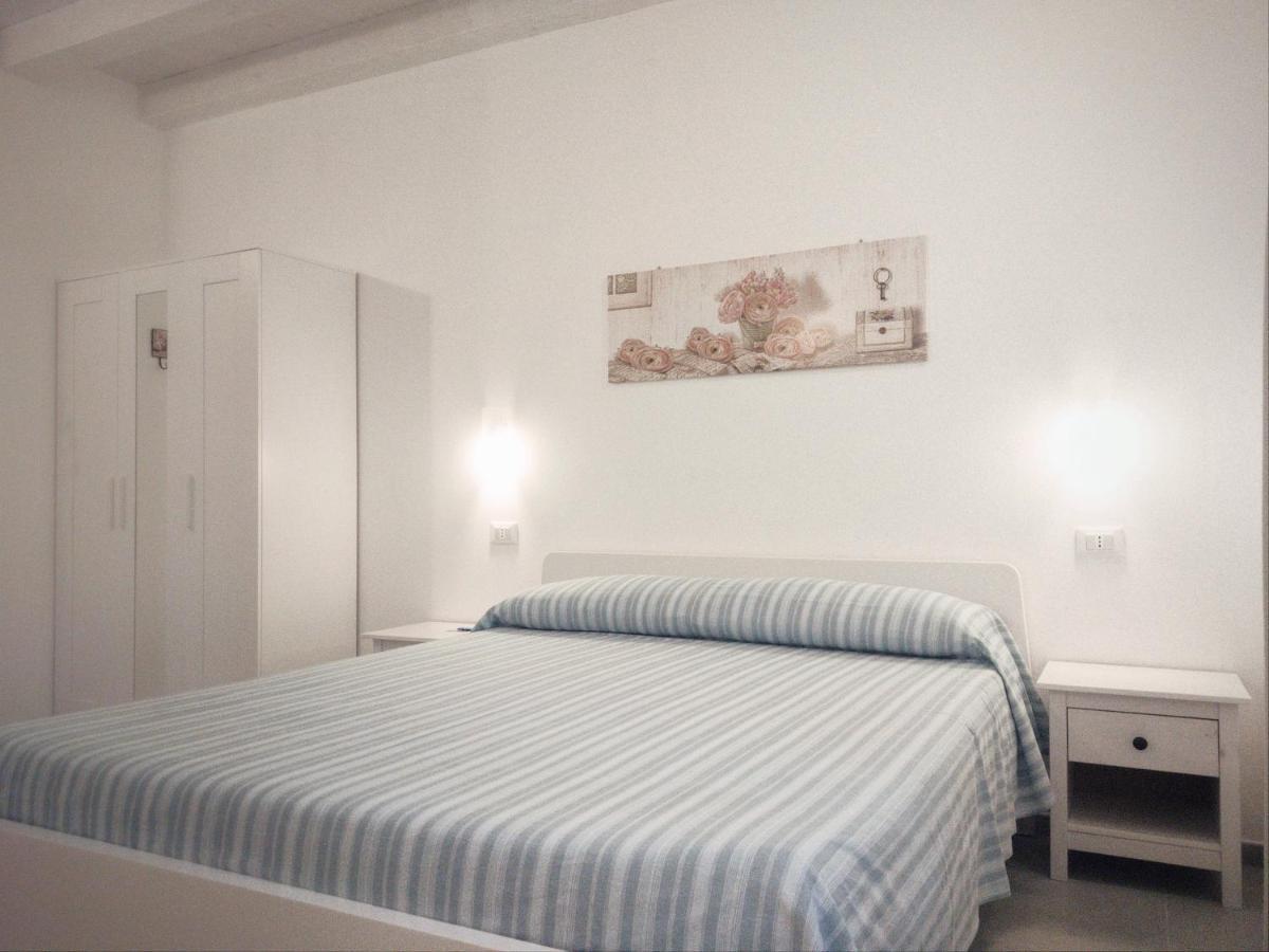 B&B Il Lupo E La Quercia Castelnuovo Magra Εξωτερικό φωτογραφία