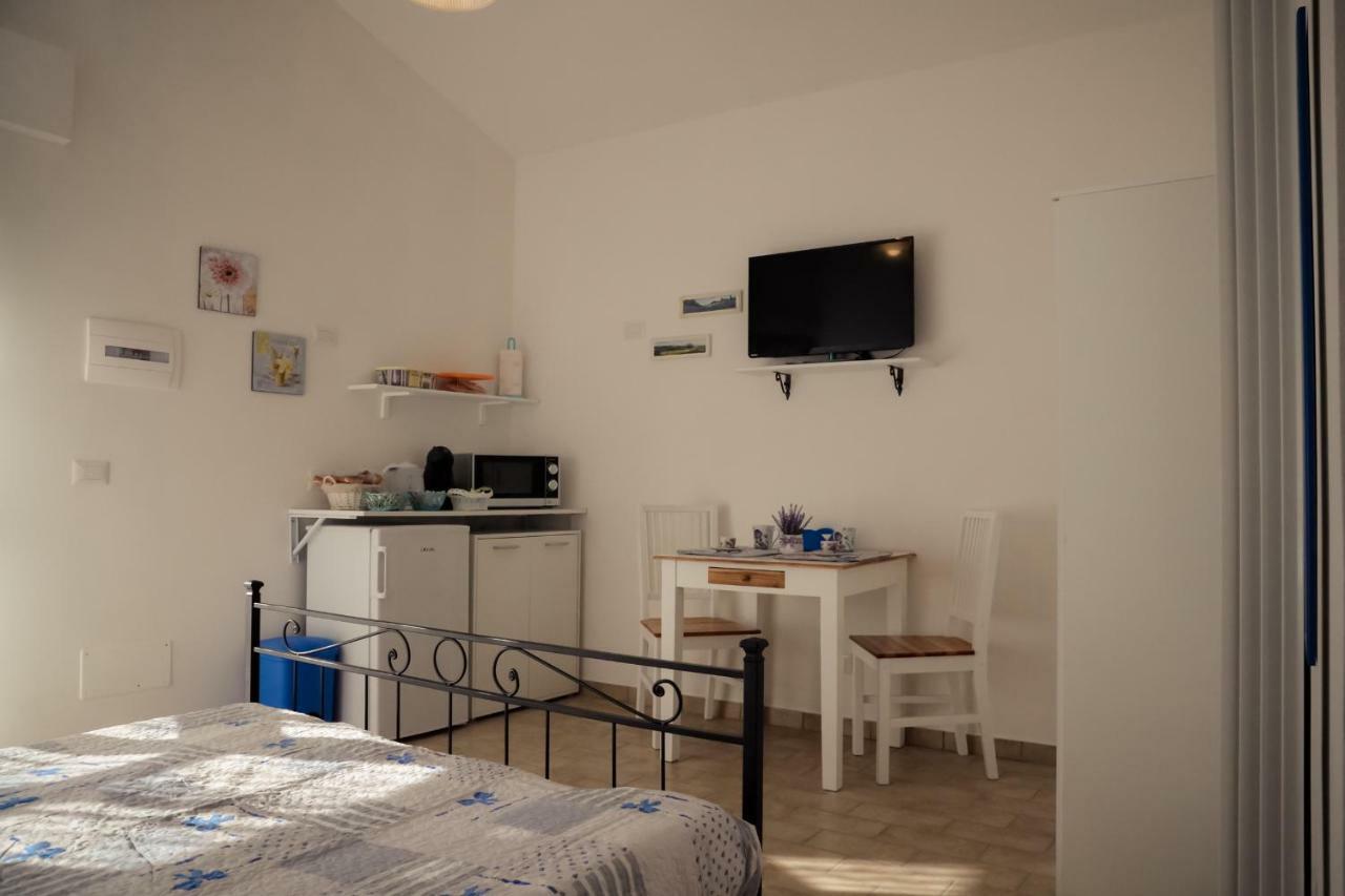B&B Il Lupo E La Quercia Castelnuovo Magra Εξωτερικό φωτογραφία